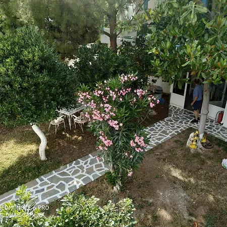 Muses Apartments Eretria  Exterior photo